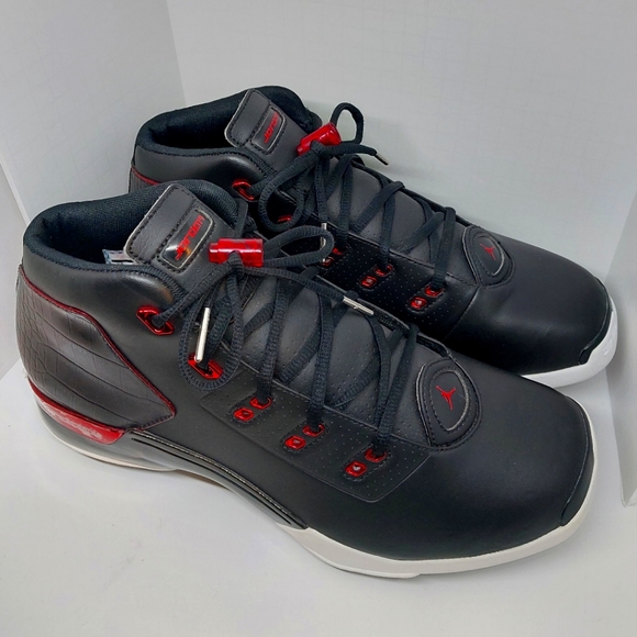 NIKE AIR JORDAN 17 - BRED CHICAGO BULLS - Picture 2 of 8